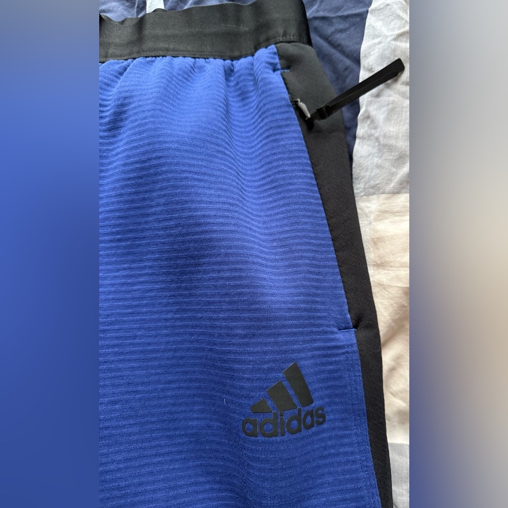 Adidas athletic jogger sweatpants - Men’s size M. Like new condition - Picture 6 of 12